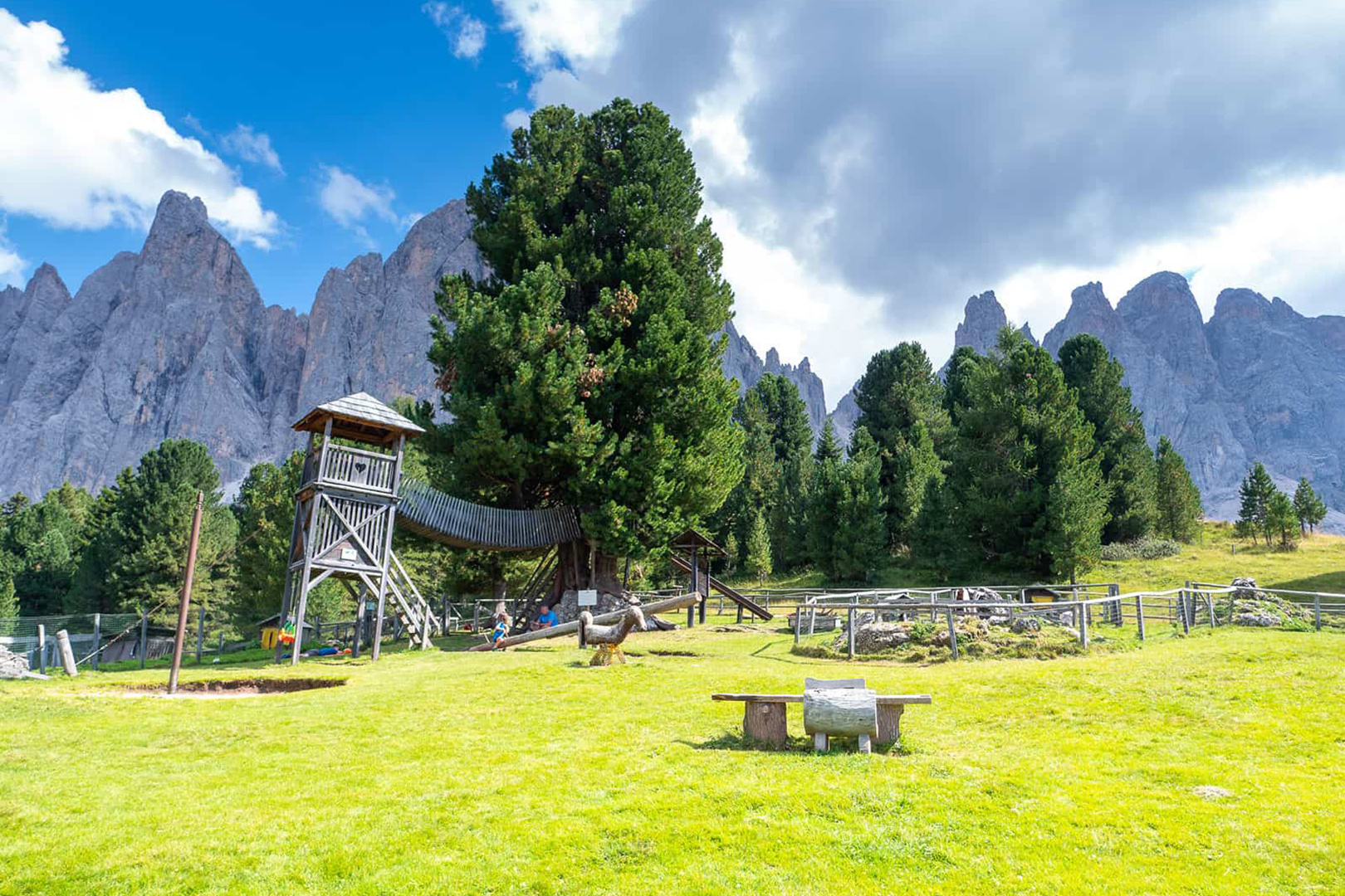Stunning views during the Adolf Munkel Trail in the Dolomites