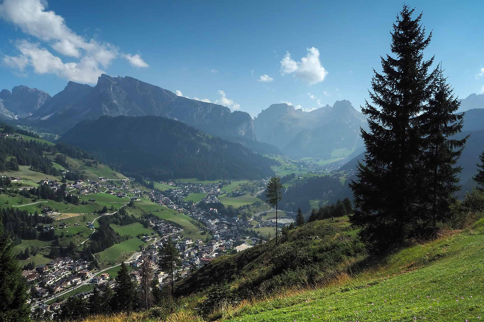 Towns and villages in the Italian Dolomites
